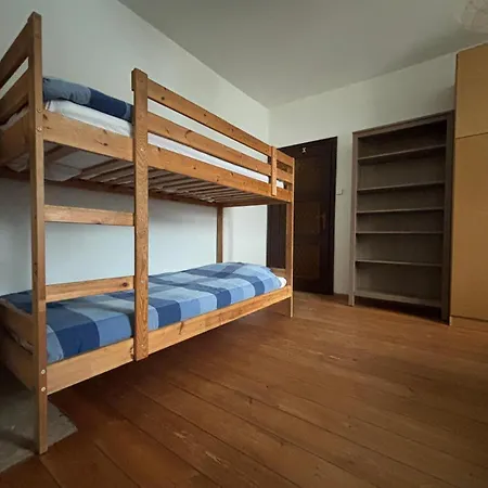 Malczewskiego דירה *